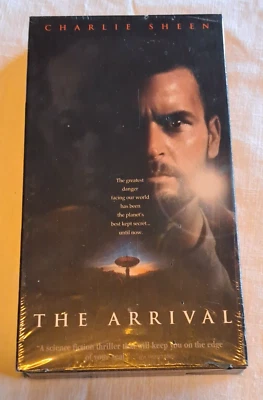THE ARRIVAL VHS Charlie Sheen Science Fiction Alien Contact Movie Sci Fi Movie - Image 1 of 4