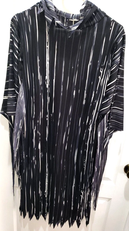 boys 1 PC HALLOWEEN COSTUME black gray white DRESS/ROBE HOOD jagged edges - Image 1 of 1