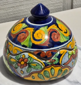 VINTAGE MEXICO TALAVERA POTTERY Hand Painted Signed T. Ruth Lidded Vase Jar - Picture 1 of 14