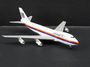 Dragon Wings 1:400 United Airlines Boeing 747-200 Saul Bass N152UA 55116 - Picture 1 of 7