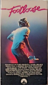 VHS Footloose Kevin Bacon Chris Penn Lori Cantante Música y Baile Divertida Película - Imagen 1 de 2