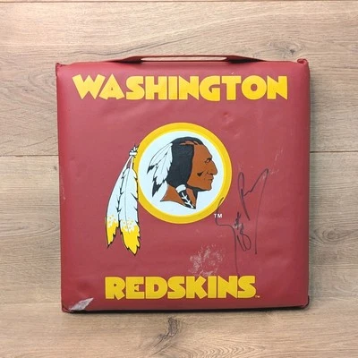 Cojín de asiento de estadio Washington Redskins firmado Sage Rosenfels #18 Man Cave Foto 1 de 4