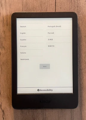 Amazon Kindle Bundle Case (11th Gen.) C2V2L3 - 16GB - Wi-Fi - 6" eReader - Black - Image 1 of 4