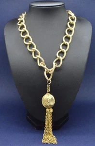 Vintage Necklace 1950s Chic Long Curb Link Chain Goldtone Tassel Drop Jewellery - Picture 1 of 7