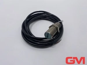 Siemens Inductive Proximity Switch 3RG4013-0GB00 - Picture 1 of 7