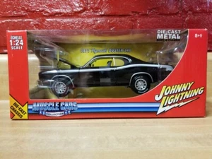 2006 Johnny Lightning 1971 Plymouth Duster 340 - Black - 1:24 Scale - Muscle Car - Picture 1 of 7