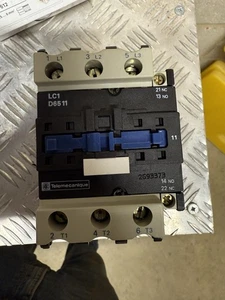 Telemecanique LC1 D65 11 Contactor 220V 230V 50HZ 2796232 - Picture 1 of 3