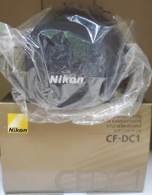 Estuche para cámara Nikon semiblando (negro) CF-DC1 para D3200/D310/D60/D40 Foto 1 de 4