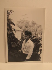 VINTAGE FOUND PHOTOGRAPH B&W ART OLD PHOTO MAN GREEK FISHERMAN HAT GAY INTEREST - Picture 1 of 4