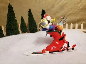 Enesco Treasury Of Christmas Ornament Ski-son's Greetings 1994 - Picture 1 of 9