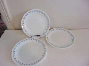 3 Corelle Snowflake Blue Garland 8 1/2" Plates - Picture 1 of 6