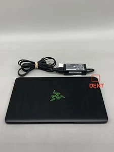 Razer Blade 13" RZ09-0351 I7-8550U 16GB DDR4 240GB SSD Negro/B/Ver foto, descripción - Imagen 1 de 7