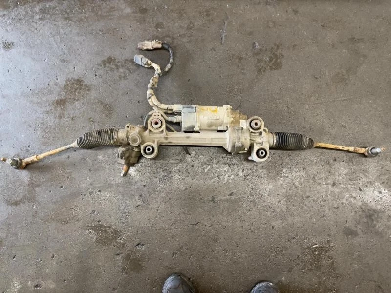 2015-2016 Chevy Colorado GMC Canyon Power Steering Gear Rack & Pinion 4x4 OEM - Image 1 of 1