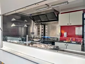 Dönerwagen Gyros Foodtrailer Imbisswagen Foodtruck Imbissanhänger Smashburger - Bild 1 von 12