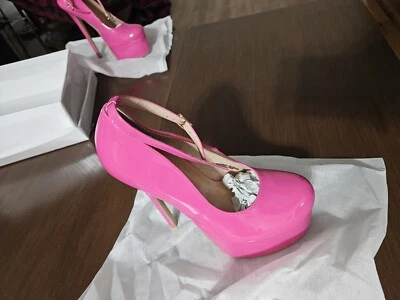 Zapatos de salón minimalistas con plataforma de tacón de aguja charol y correa al tobillo talla 39/8 Foto 1 de 4