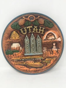 Vintage Utah Decorative Souvenir 3D Ceramic Plate Made in Japan 8 1/4" Diameter - Picture 1 of 7