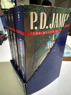 P D James - The Queen Of Crime 4 PB Box Set - A Taste For Death , Cover Her Face Foto 1 de 4