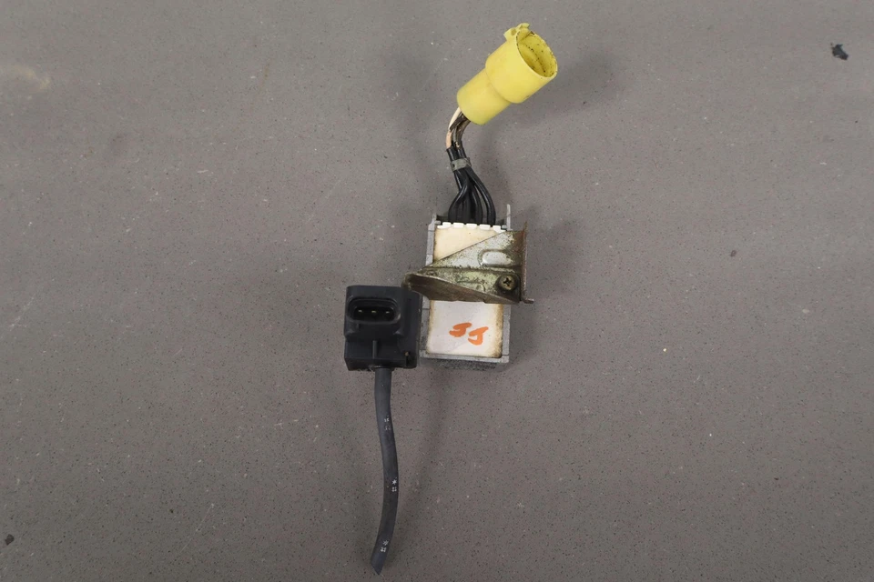 Toyota Supra MA70 1988 (7MGTE Turbo) OEM resistencia inyectora de combustible Foto 1 de 4