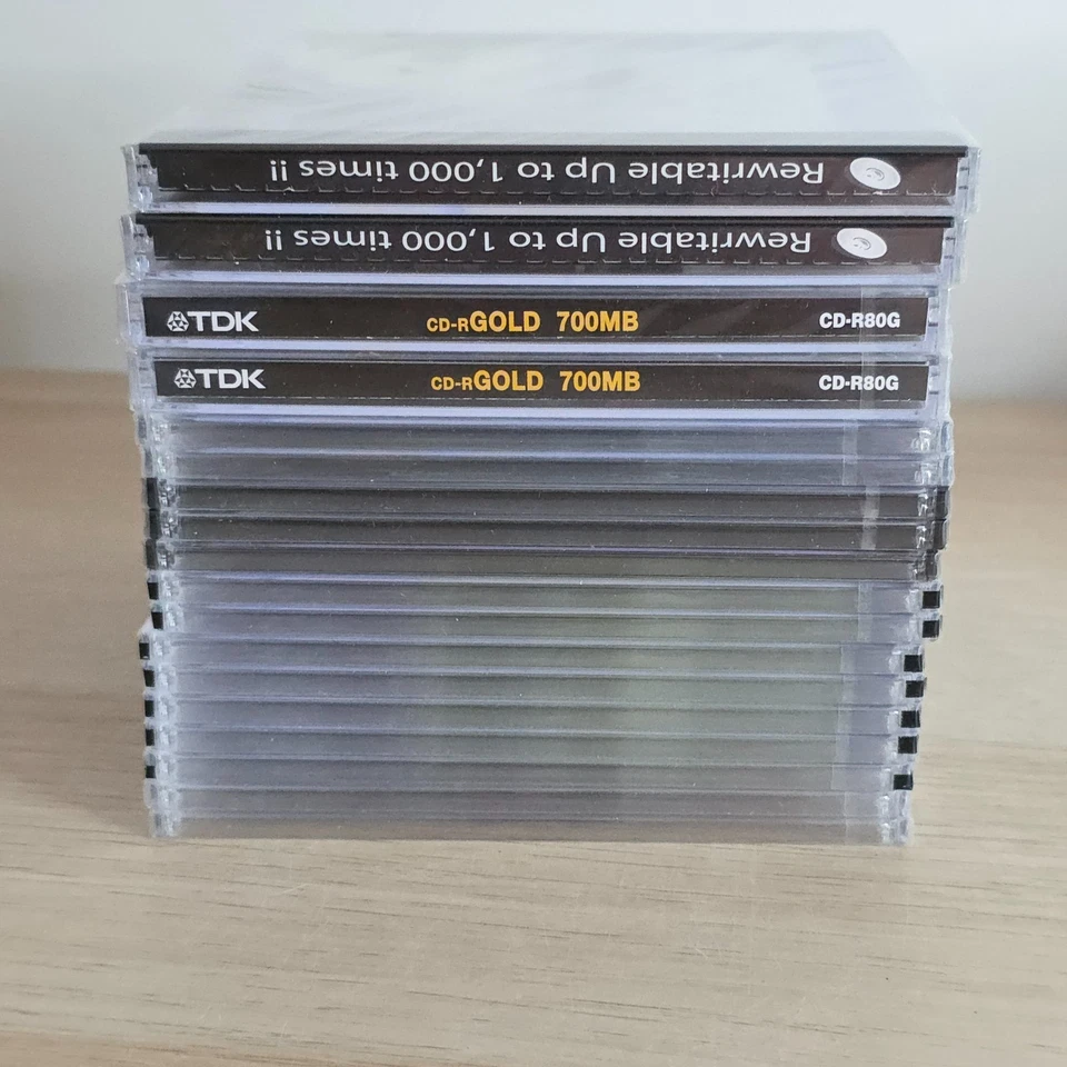 Lot of Blank CDs – CD-R 700MB + CD-RW (Rewritable) – Mixed Bundle (18 total) - Image 1 of 1