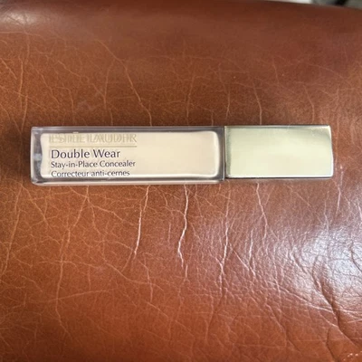 Estee Lauder - Corrector de doble uso Stay-in-Place - #2N - 0,4 fl oz tamaño completo Foto 1 de 2