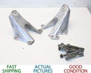 1998 - 2003 JAGUAR XJ8 4.0L ENGINE MOUNT BRACKET SET OF 2 OEM - Picture 1 of 8