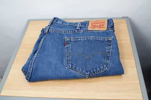 Levi's 505 Regular Fit 44 X 32 Men's Denim Jeans Medium Wash Zip Fly - Picture 1 of 12