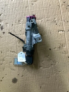 VOLKSWAGEN POLO E MK4 5DR 1.2 2007 IGNITION BARREL & KEY 4B0905851Q - Picture 1 of 4
