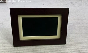 Coby DP732 7 Inch 16:9 Widescreen Digital Photo Frame With Adapter - Picture 1 of 6