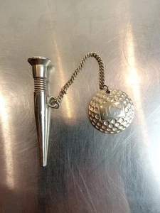 VINTAGE GOLD TONE GOLF TEE AND ENGRAVED INITIAL BALL FOB GOOD LUCK CHARM BRASS - Picture 1 of 2