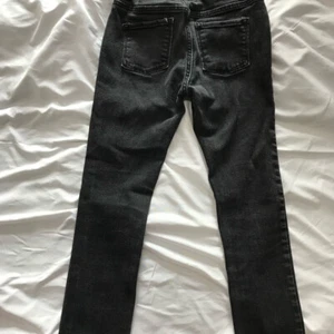 Old Navy Skinny XL Youth Jeans - Picture 1 of 2