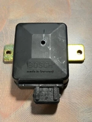 OE Bosch-Germany Throttle Switch for 74-75 Porsche 914 1.8L Foto 1 de 4