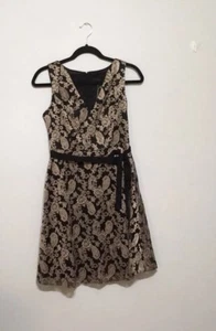 Jessica Simpson A-Line Holiday Dress in Golden Thread Lace Size 4 - Picture 1 of 5