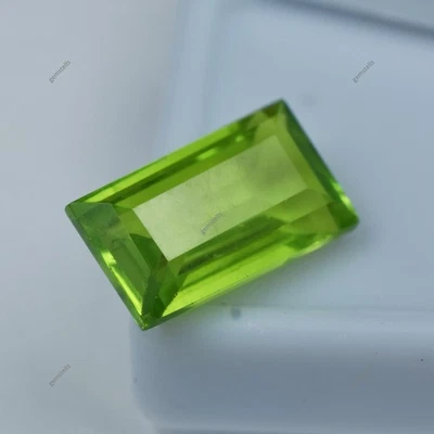 Piedra preciosa suelta NATURAL VERDE peridoto corte baguette calidad AA+ 8,75 quilates CERTIFICADO Foto 1 de 4
