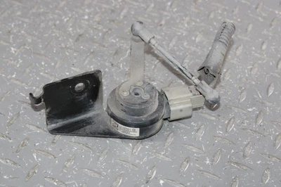 Sensor de nivel de suspensión Magneride trasero pasajero derecho YUKON XL 18-20 OEM fábrica Foto 1 de 4