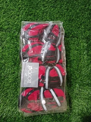 Zapatos para Perro Grandes Botas Botines para Nieve Invierno Impermeable Reflectante Antideslizante  Foto 1 de 4