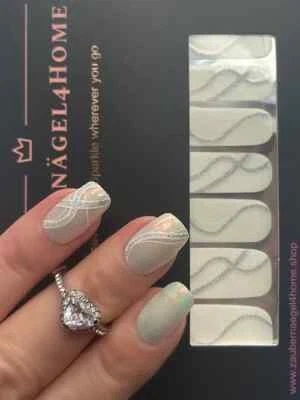 Nagelfolie, selbstklebende Nagelfolie, Nailwraps - Bild 1 von 3