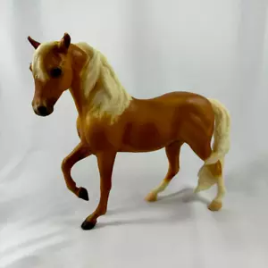 Breyer Horse #700201 Gold Coast Palomino Marabella Fall Show Special Vintage VTG - Picture 1 of 13