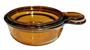 Vintage PYREX Grab It Bowl V-150-B con coperchio P-150-C vetro ambrato MCM - Foto 1 di 10