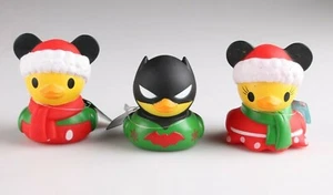 Juguetes de baño de pato de goma Disney Duckz Mickey, Minnie y Batduck nuevos con etiquetas - Imagen 1 de 4
