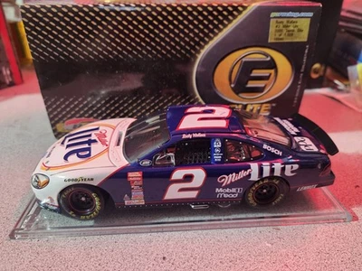 Miller Lite Rusty Wallace RCCA Elite 2000 Ford Taurus 1:24 низкий No 0032 из 1008 - Изображение 1 из 4