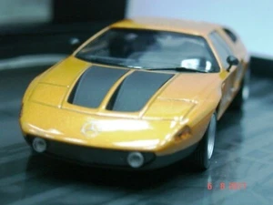 WOW EXTREMADAMENTE RARO Mercedes Benz C111/2 350 hp 1970 dorado 1:43 caja Minichamps-Gitf - Imagen 1 de 3
