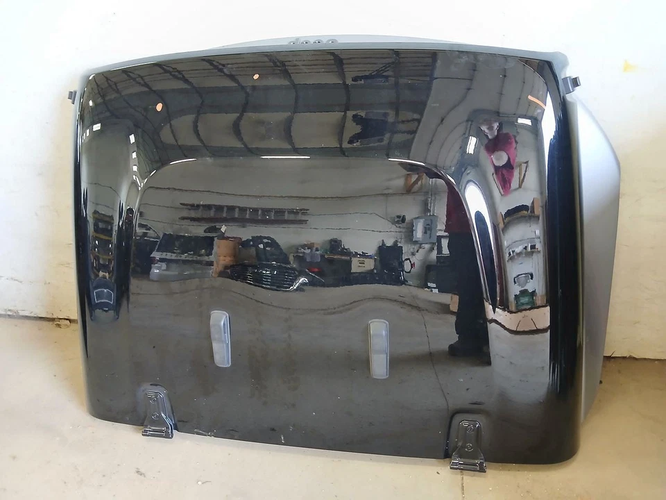 Jeep Wrangler 2025 capó 3061498 Foto 1 de 1