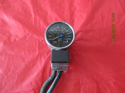 Velocímetro SUZUKI VS700 VS 700 INTRUDER GAUGE SPEEDO 86 87 1986 1987 OEM Foto 1 de 4