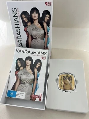 KEEPING UP WITH THE KARDASHIANS 1-4 9 DVD BOX SET WITH SPECIAL GIFT INSIDE - Image 1 of 4