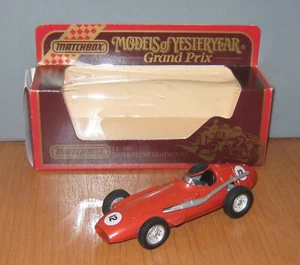 Matchbox Yesteryear Y10 Maserati 250F ohne Datum auf Sockel Aluräder Ausgabe 2 - Bild 1 von 8