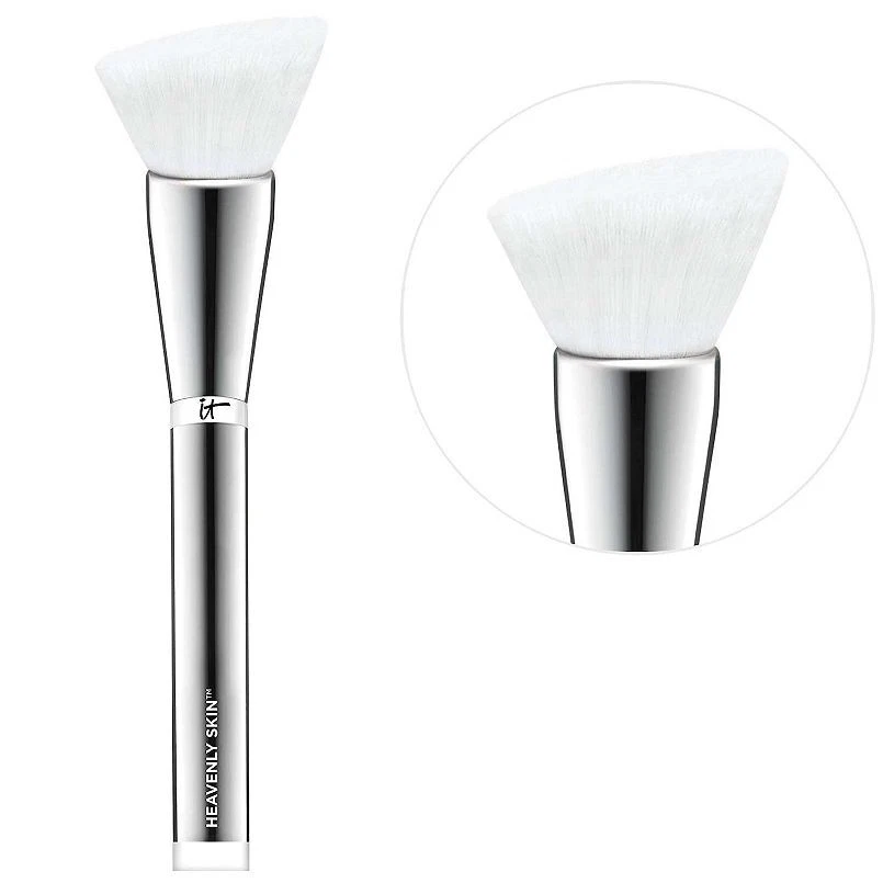 it Cosmetics Heavenly Skin Skin Smoothing Complexion Brush No 704 - Image 1 of 1