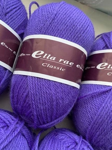 Ella Rae klassische Wolle - #77 lila Herz - 219 Yards / 3,5 oz - 100 % Wolle - Bild 1 von 6