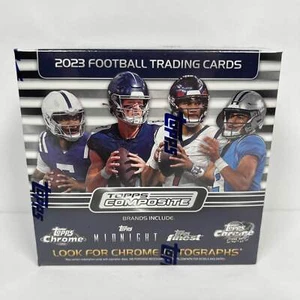 Mega caja de fútbol compuesto Topps 2023 sellada de fábrica - Imagen 1 de 9