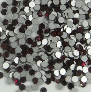 SS10 PR S *** 50 strass PRECIOSA fond plat SS10 (2,80mm ) SIAM - Picture 1 of 4