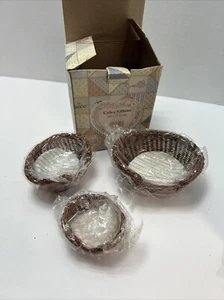 ENESCO CALICO KITTENS WICKER CAT BASKETS 254924 - Picture 1 of 3